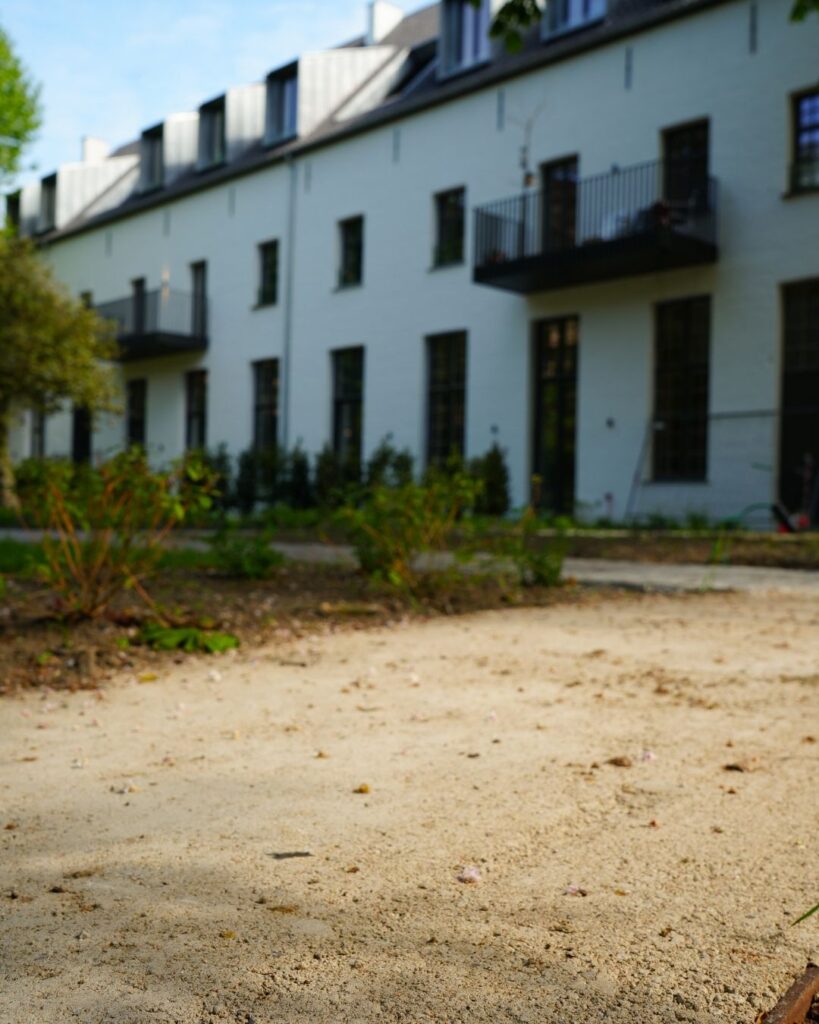 Gravelizer halfverharding Beige Karmel Klooster Brugge (7)